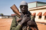 South Sudanese oil town Bentiu littered with bodies