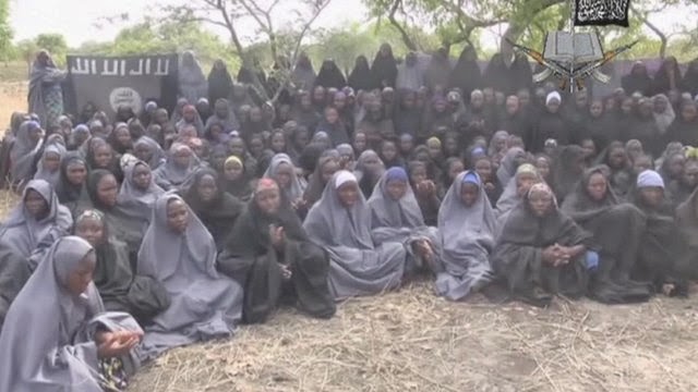 Nigeria kidnapped girls 'shown in Boko Haram video'