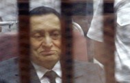 Egypt court drops murder charges against Mubarak