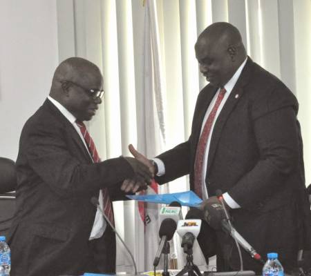 EFCC signs pact with Lottery Commission on scam