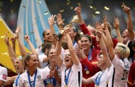 Carli Lloyd nets hat trick as U.S. routs Japan for first WWC title since '99