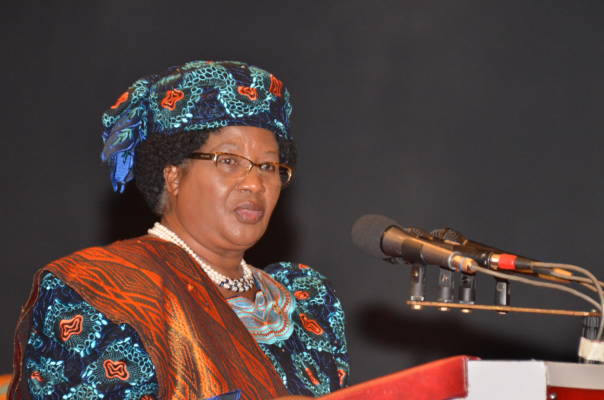 Aisha Muhammed-Oyebode hosts Dr. Joyce Banda, former President of Malawi at the 2016 edition of the Women’s Power Lunch on Thursday, July 28, 2016, in Lagos, Nigeria
